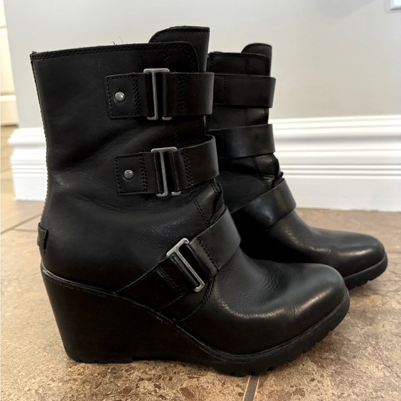 Sorel After Hours Black Wedge Waterproof Bootie size 9 - Picture 4 of 9